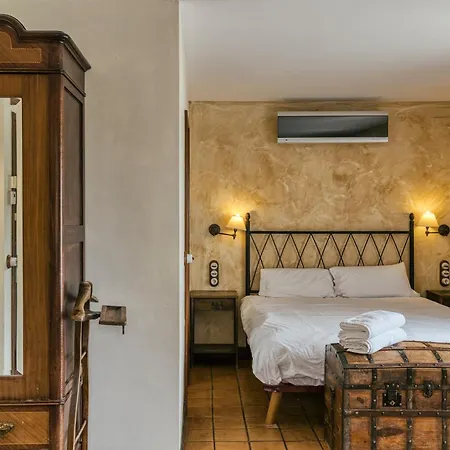 Habitacions Mas Fuselles