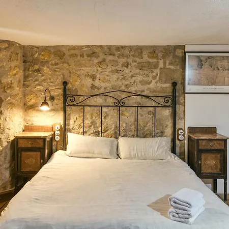 Habitacions Mas Fuselles 3* Girona