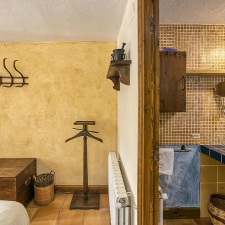 Habitacions Mas Fuselles 3*