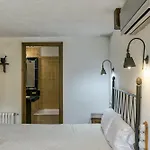 Habitacions Mas Fuselles