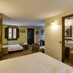 Pensionat Habitacions Mas Fuselles 3*