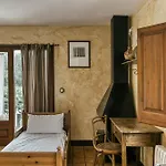 Habitacions Mas Fuselles 3*