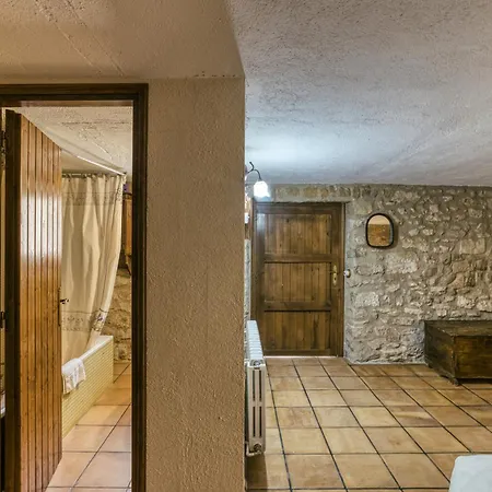 Habitacions Mas Fuselles 3*