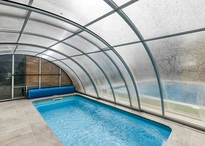 Habitacions Mas Fuselles بيت ضيافة