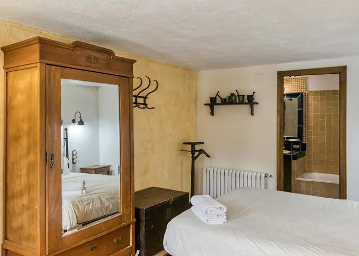 Habitacions Mas Fuselles بيت ضيافة خيرونا