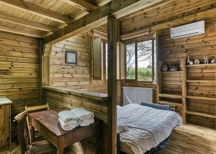 Habitacions Mas Fuselles بيت ضيافة