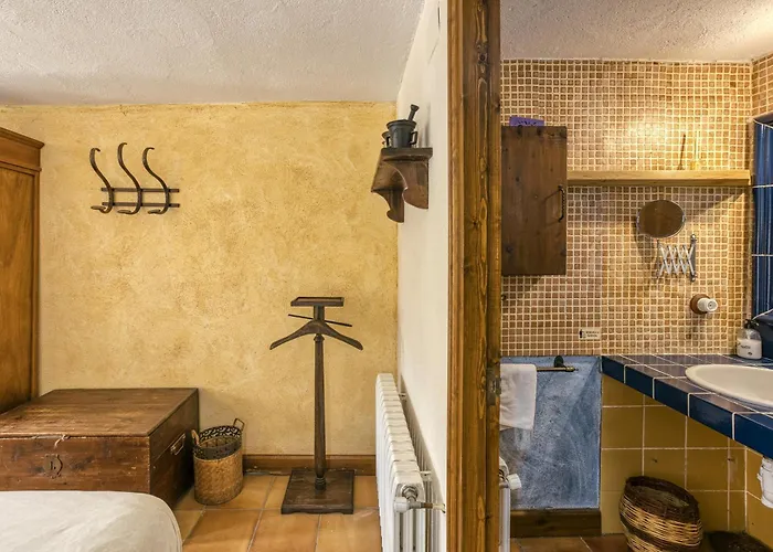 Habitacions Mas Fuselles 3*