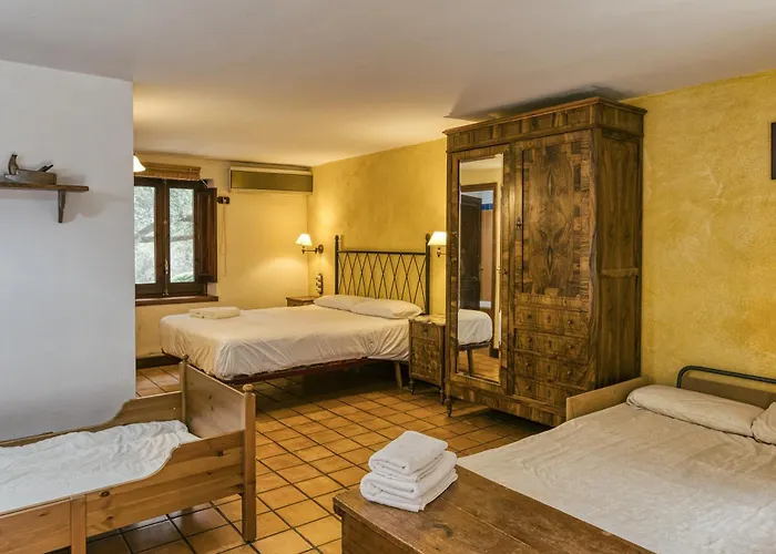 Habitacions Mas Fuselles 3* خيرونا