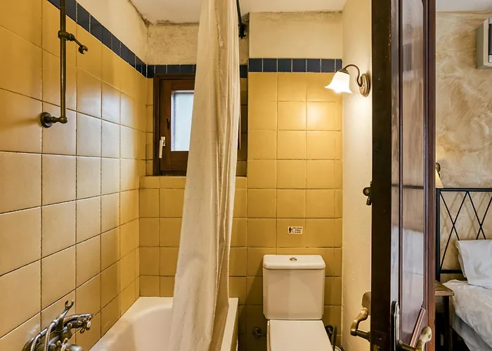 Habitacions Mas Fuselles بيت ضيافة خيرونا