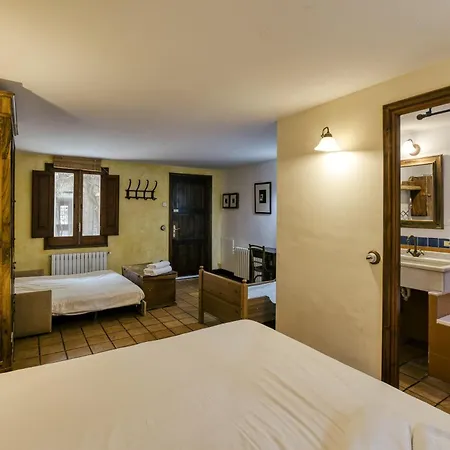 Gasthuis Habitacions Mas Fuselles 3*