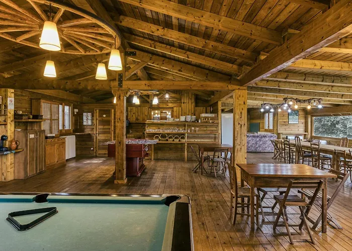 Πανσιόν Habitacions Mas Fuselles 3*