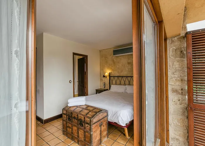 Habitacions Mas Fuselles 3*