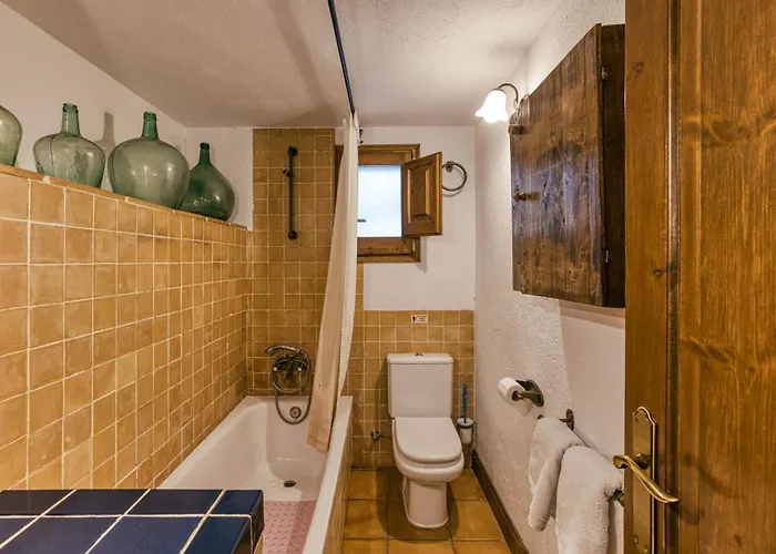 Habitacions Mas Fuselles Πανσιόν 3*