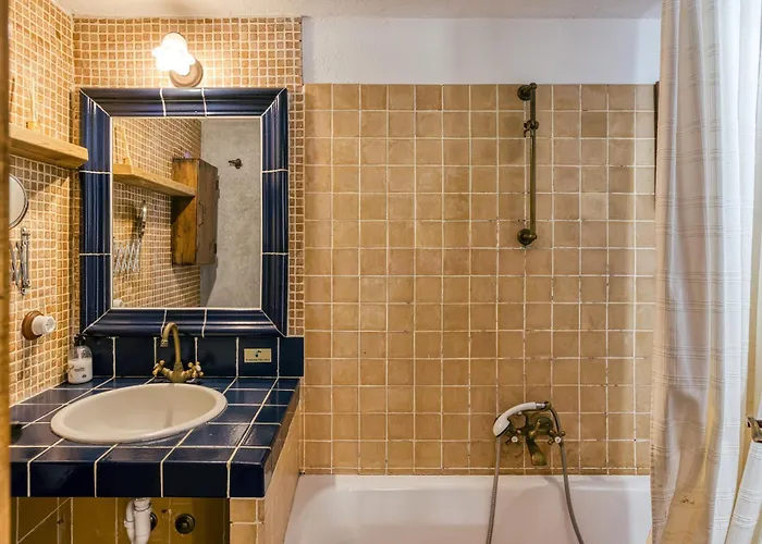 Habitacions Mas Fuselles Πανσιόν 3*